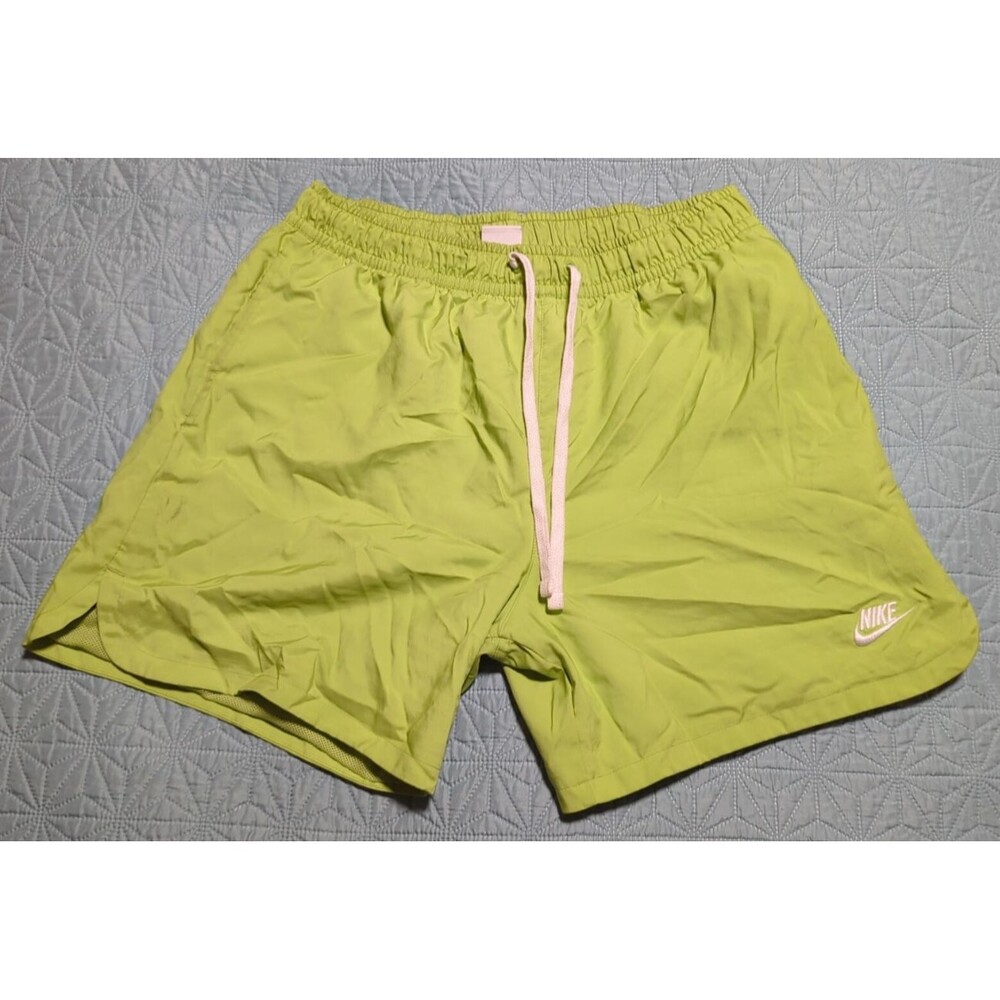 Nike Sportswear Essentials Woven Lined Flow Shorts Men's Size Large Vivid Green